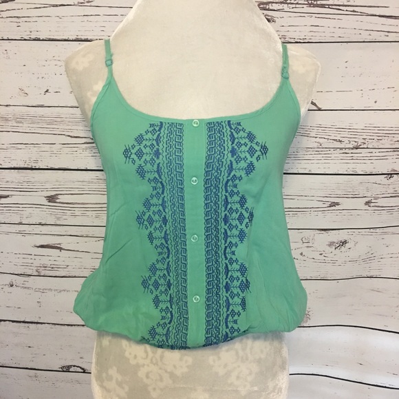 Kirra Turquoise Green Embroidered Crop - Picture 2 of 7